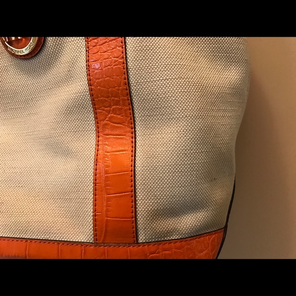 Michael Kors canvas and orange croc leather. - Picture 6 of 8